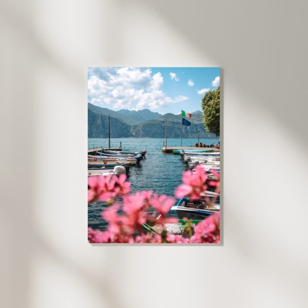 FLOWERS & BOATS #2 POSTER, GARDASEE – Bild 2